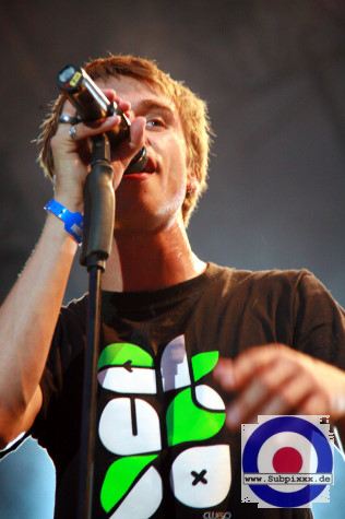 Clueso (D) 23. Summer Jam Festival - Fuehlinger See, Koeln - Green Stage 06. Juli 2008 (17).JPG